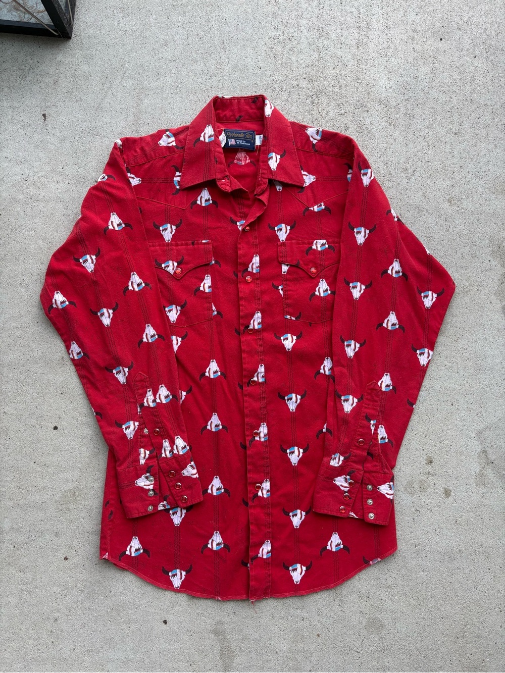 Vintage Panhandle Slim Western Pearl Snap Shirt Bull Skull Red Print 20x30.5